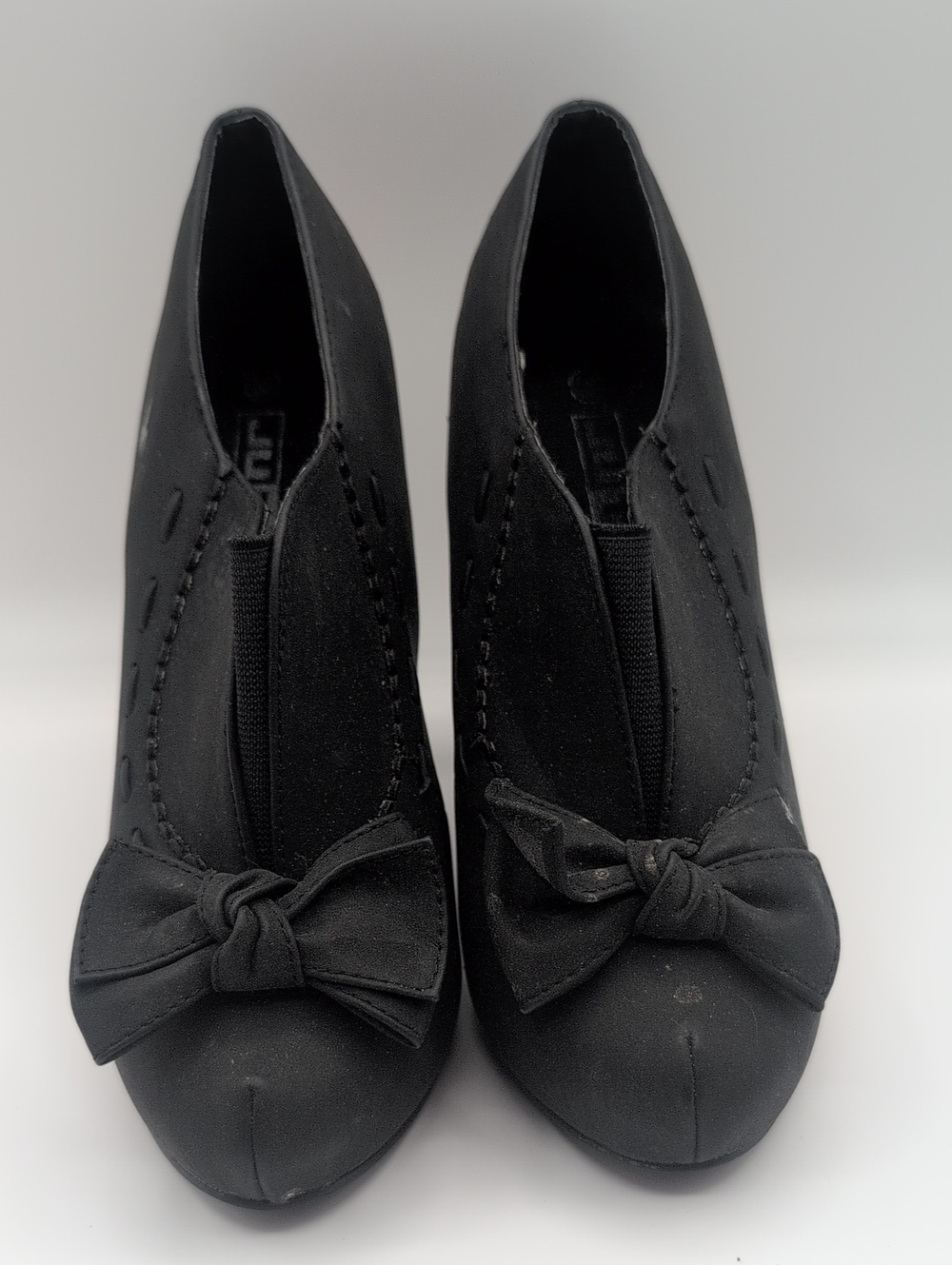 Juta | Women's Black Bow Front Slip-On Heels